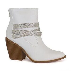 NIB Yoki rhinestone straps cowboy style booties